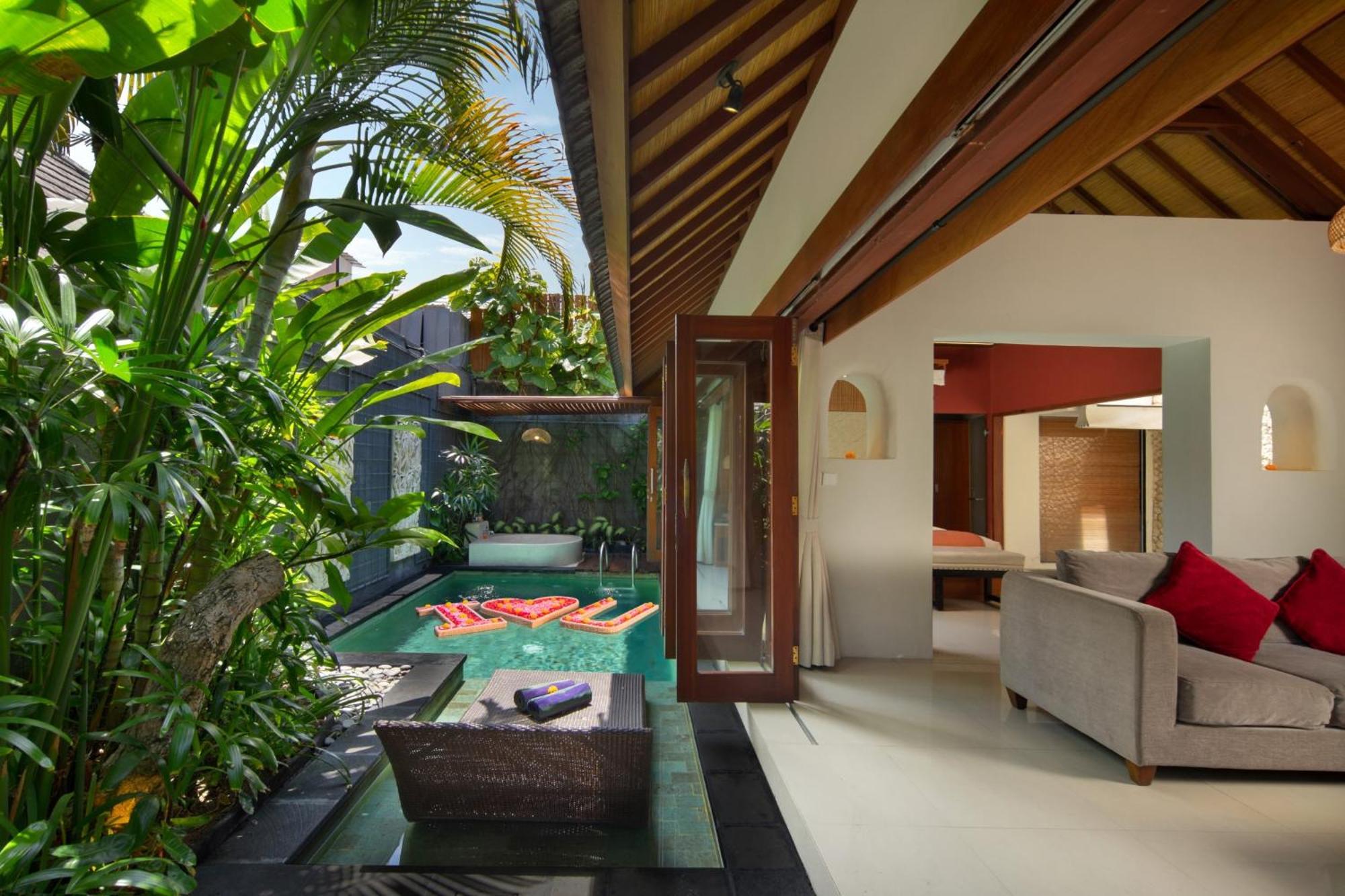 Seminyak Sanctuary Villa By Ini Vie Hospitality Легіан Екстер'єр фото