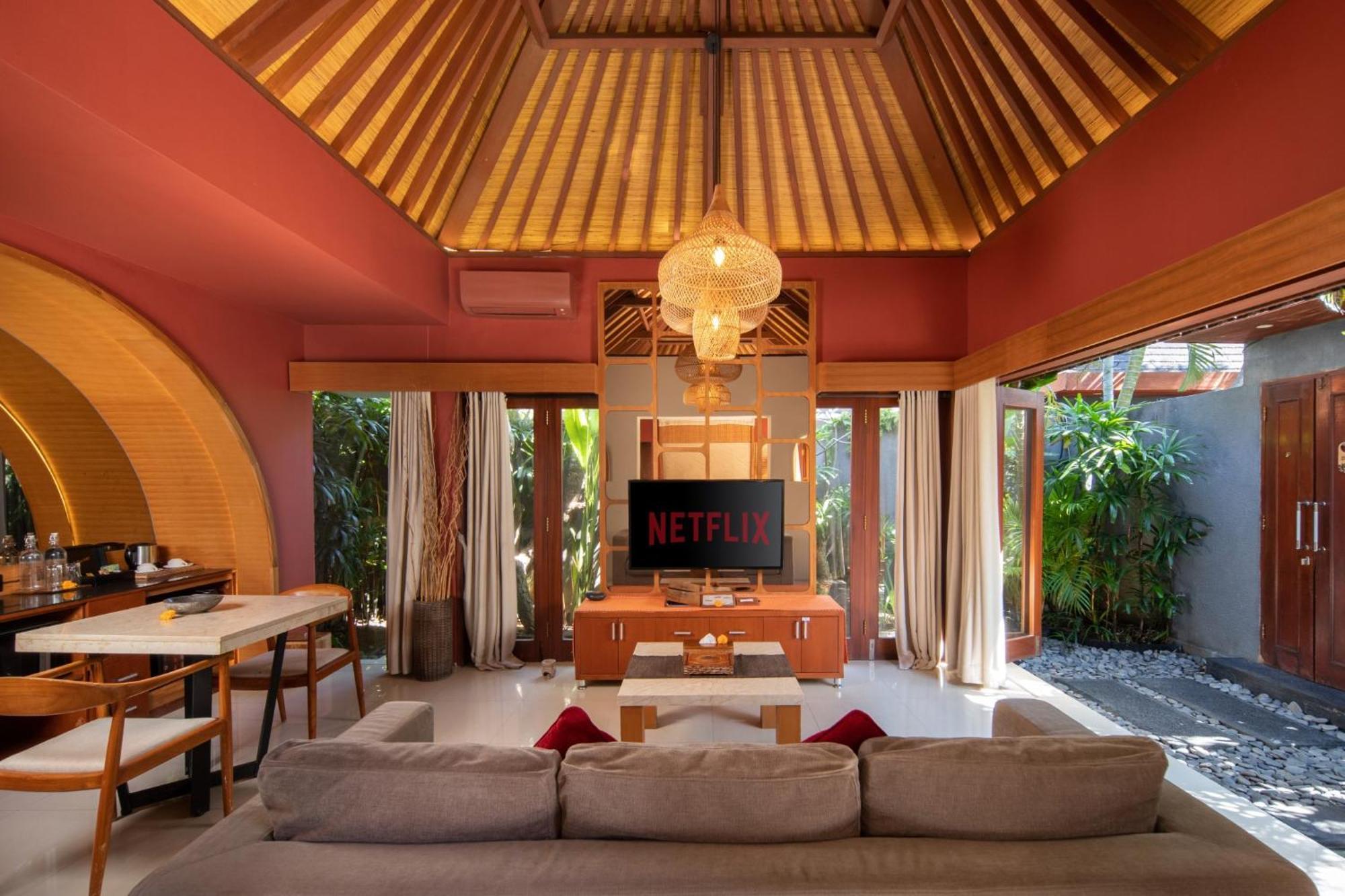 Seminyak Sanctuary Villa By Ini Vie Hospitality Легіан Екстер'єр фото